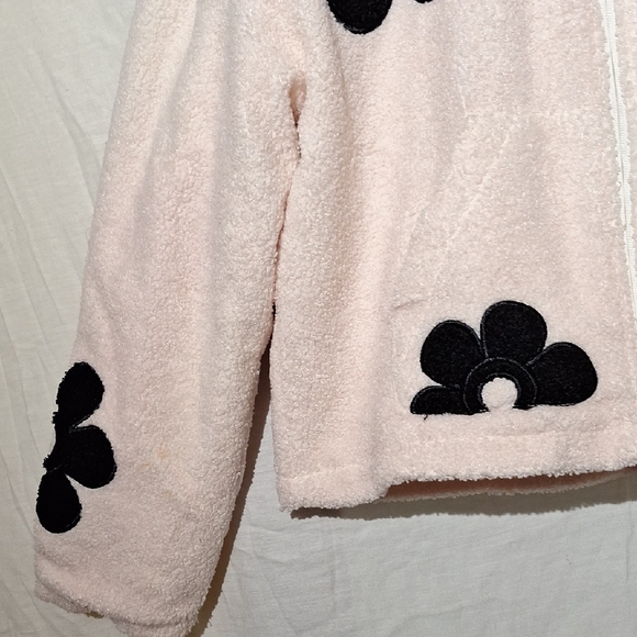 Pink Sherpa Teddy Jacket, Cropped with Black Floral Design, Fashion, Sz 6, NWOT - Picture 4 of 11